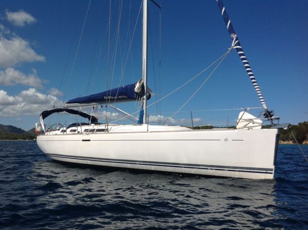 VELERO DUFOUR 425 "AL-BORANY"